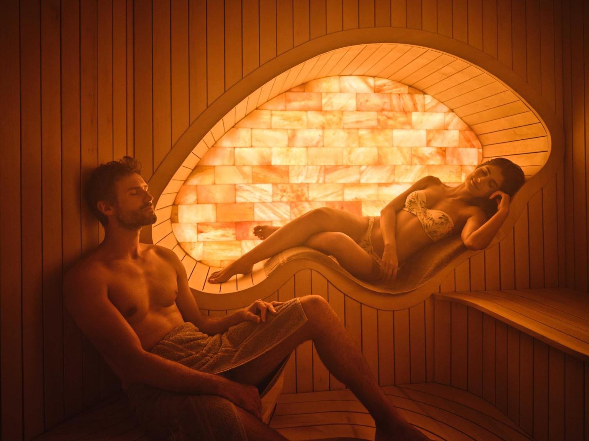 Casa Timis - Wellness & Spa Resort Chitorani ภายนอก รูปภาพ Salt room