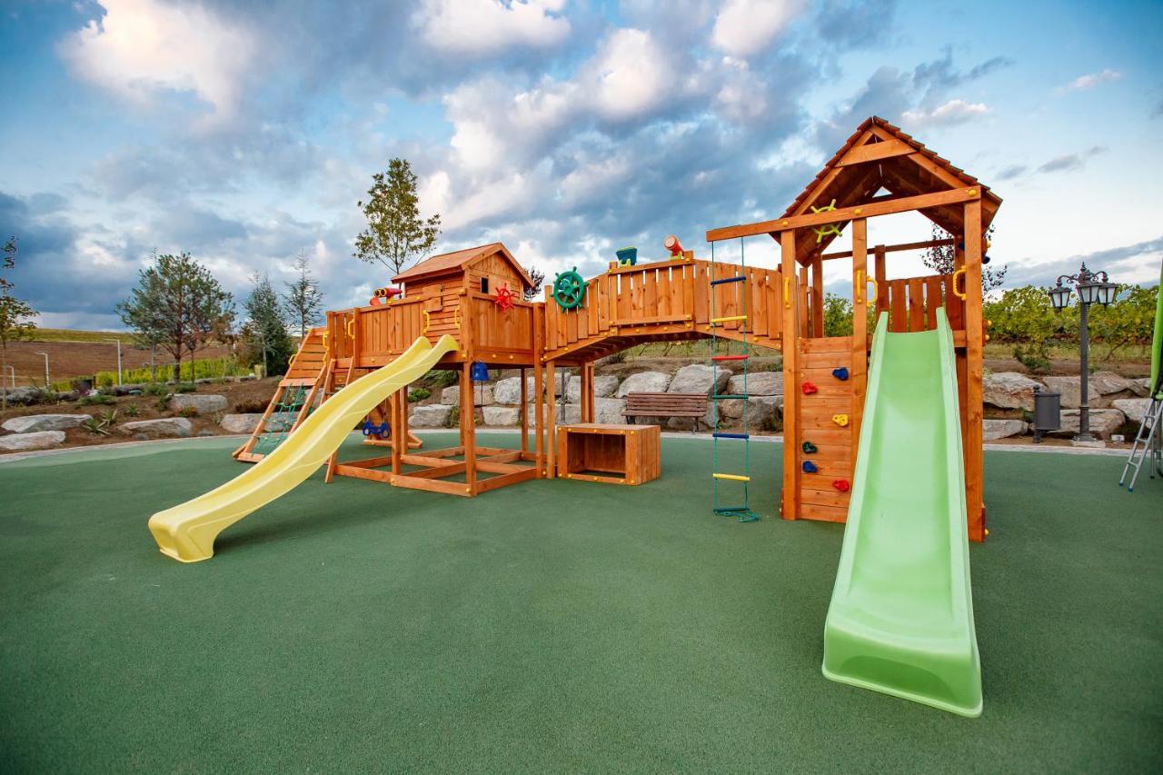 Casa Timis - Wellness & Spa Resort Chitorani ภายนอก รูปภาพ Playground